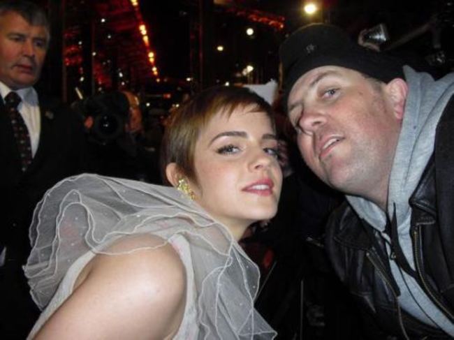 Emma Watson e un fan mostrano le loro caccole