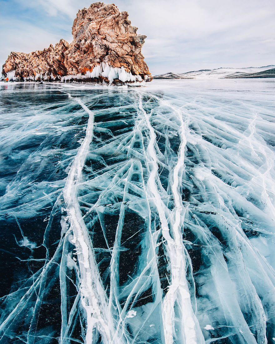 frozen-lake-baikal-russia-kristina-makeeva-1