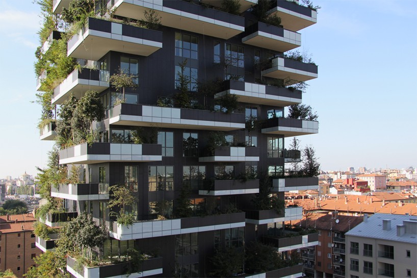 bosco-verticale-vertical-forest-stefano-boeri-studio-milan-designboom-03-818x545