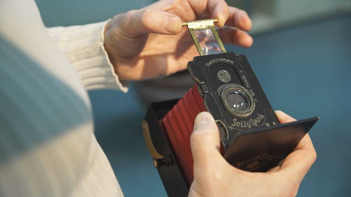 jollylook-vintage-instant-camera-8